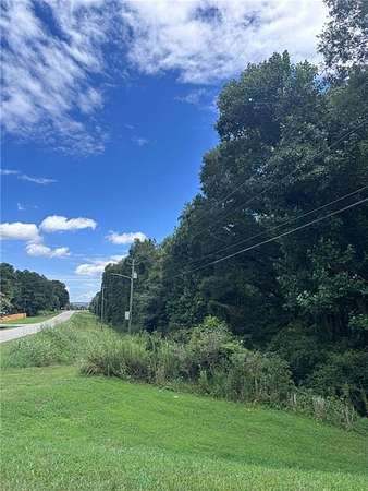 1 Acre of Residential Land for Sale in Pendergrass, Georgia