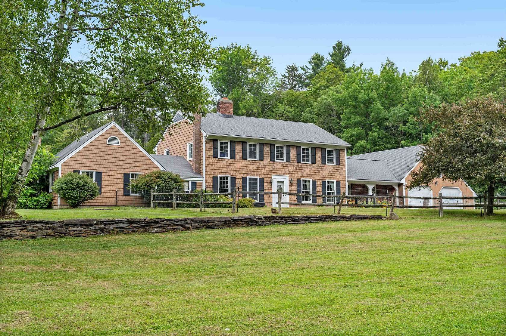 8.5 Acres of Residential Land with Home for Sale in Berlin Town, Vermont