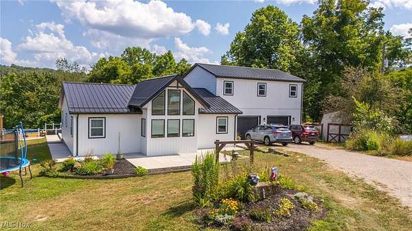 1.58 Acres of Residential Land with Home for Sale in St. Clairsville, Ohio