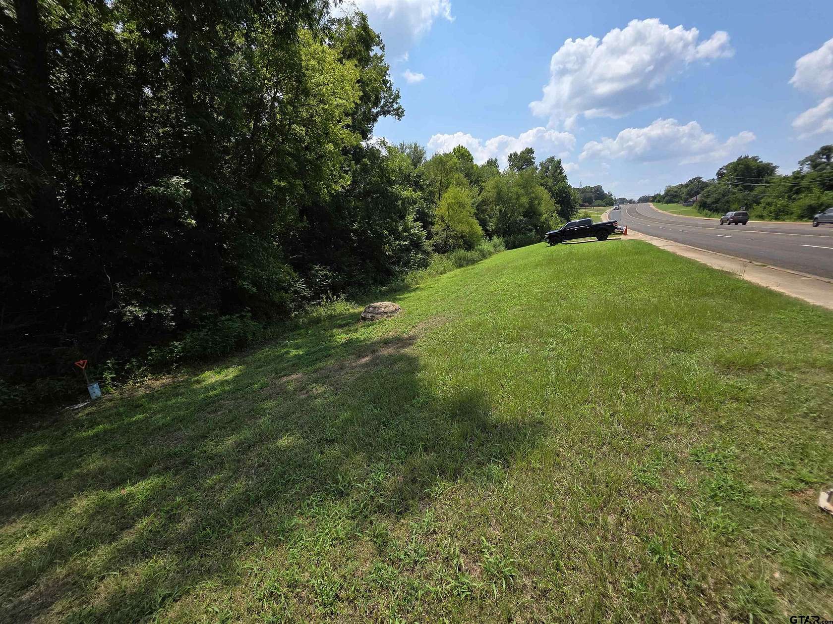 1.51 Acres of Residential Land for Sale in Whitehouse, Texas