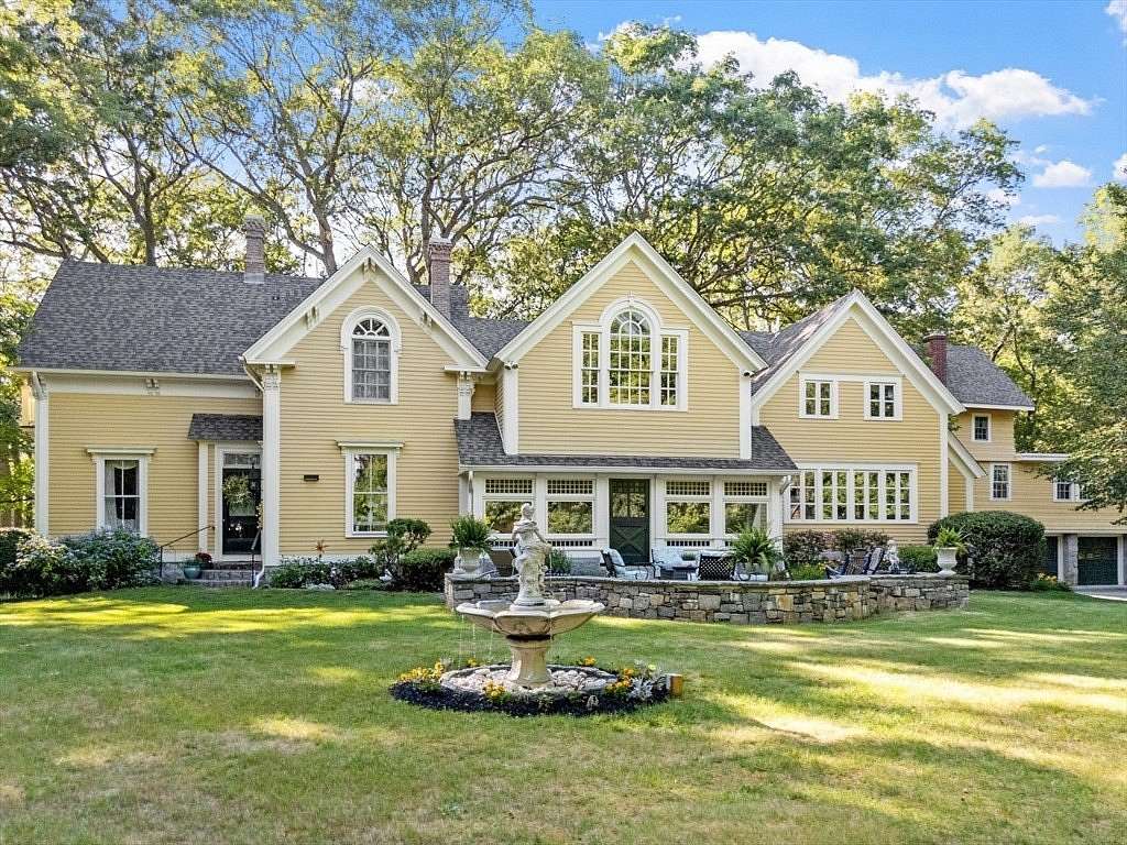 2.76 Acres of Residential Land with Home for Sale in Bellingham, Massachusetts