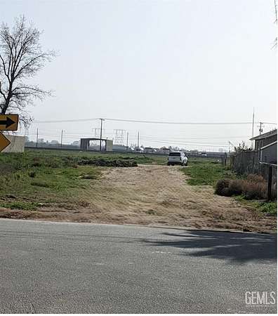 8.73 Acres of Land for Sale in Bakersfield, California