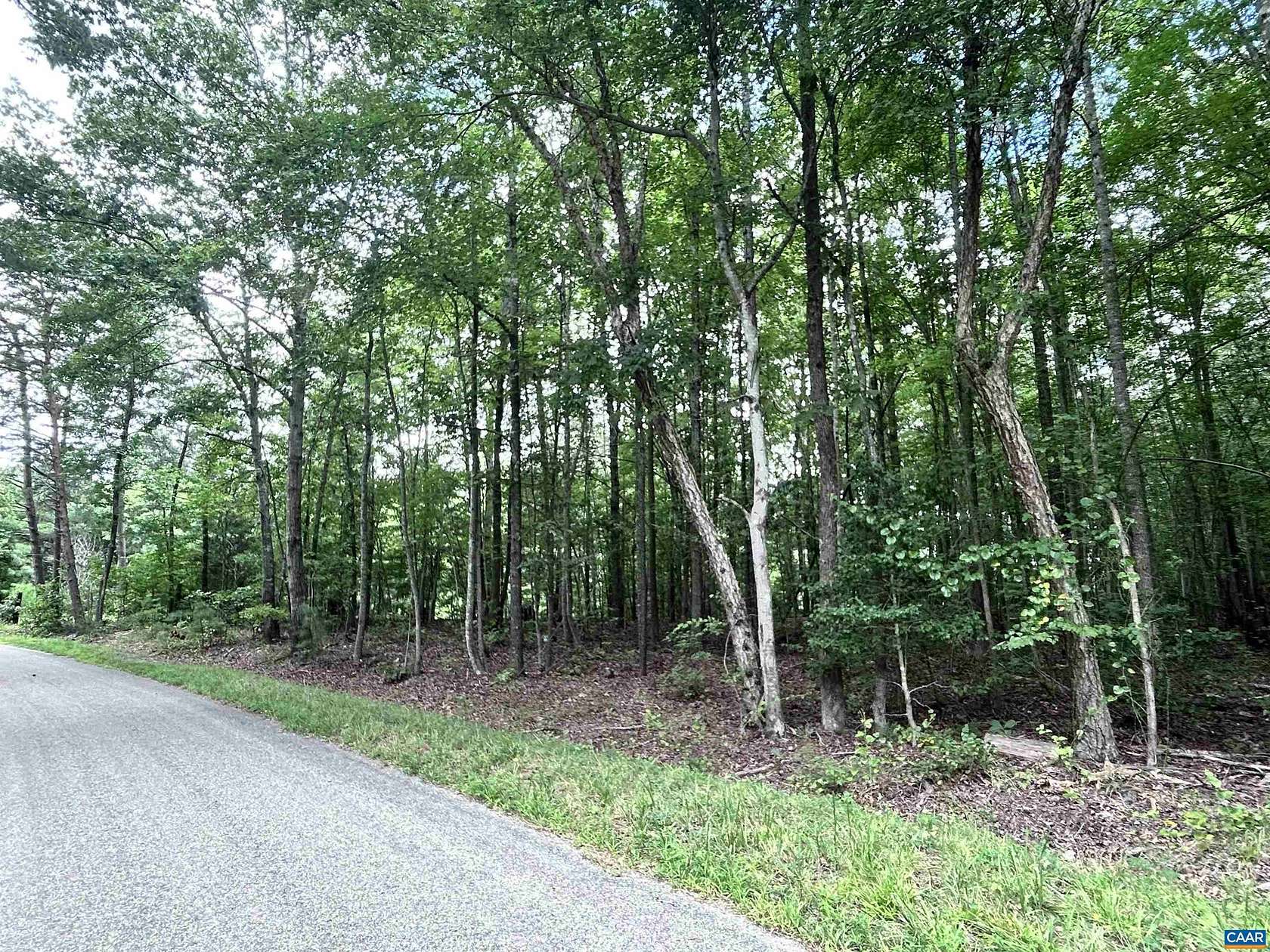 15.5 Acres of Land for Sale in Blackstone, Virginia