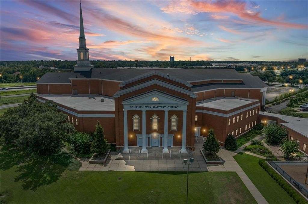 19.3 Acres of Commercial Land for Sale in Mobile, Alabama