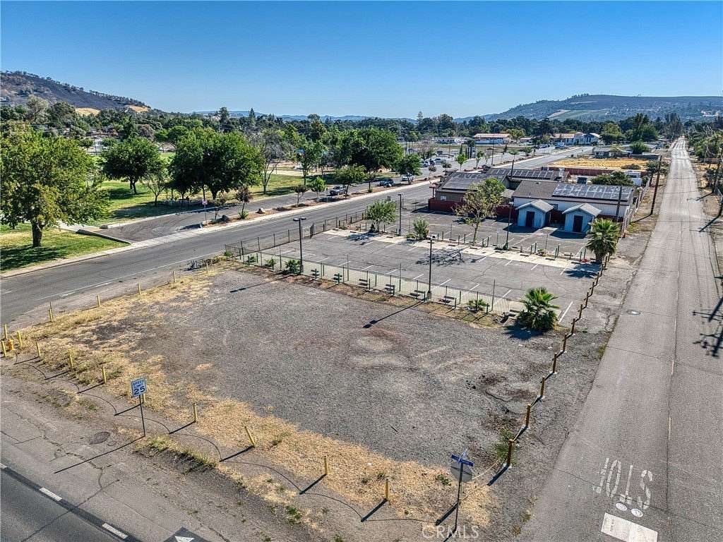 0.5 Acres of Commercial Land for Sale in Clearlake, California