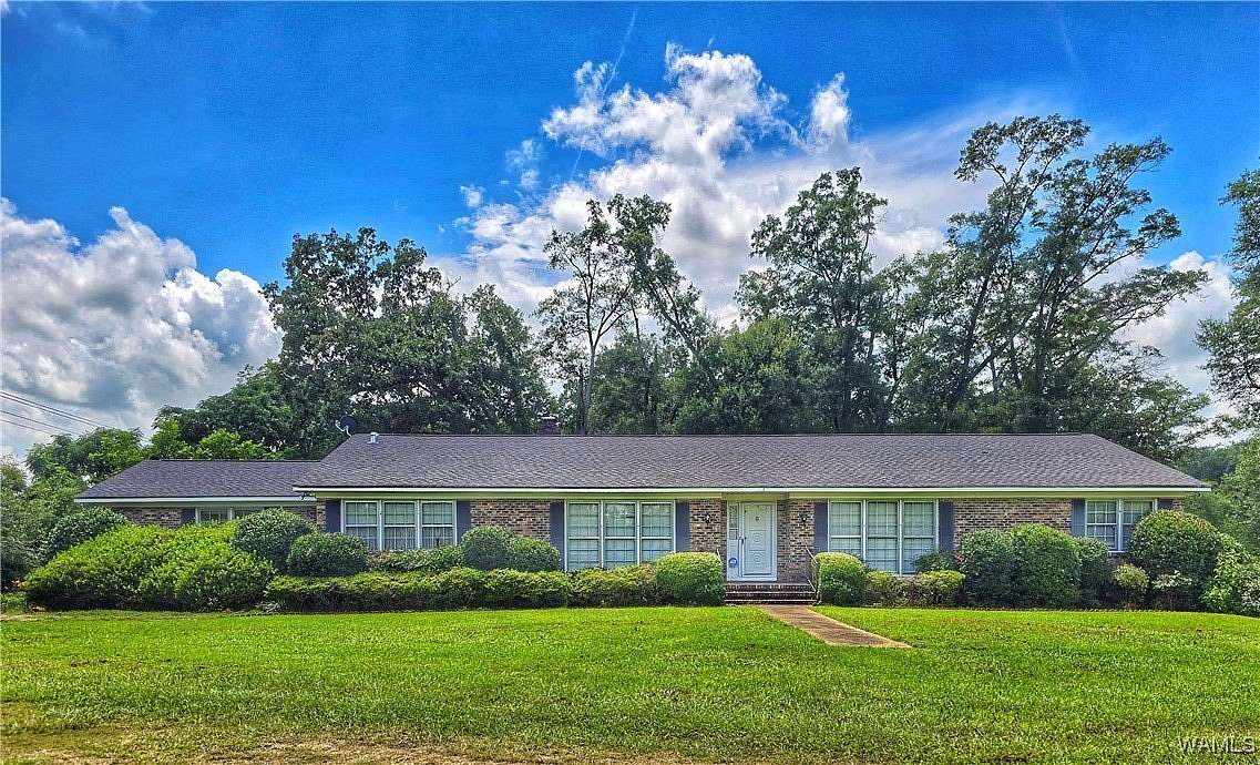 6.65 Acres of Residential Land with Home for Sale in Greensboro, Alabama