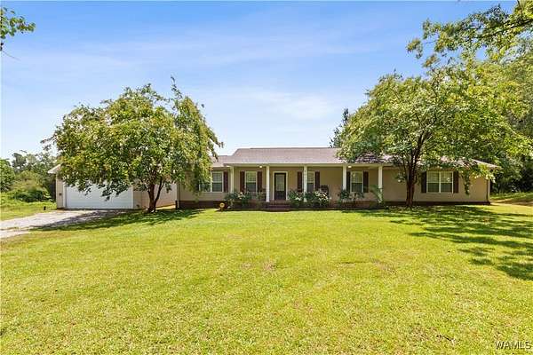 7.9 Acres of Land with Home for Sale in Gordo, Alabama