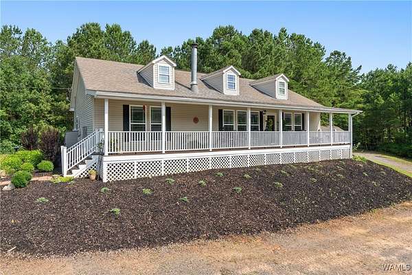 12 Acres of Recreational Land with Home for Sale in Vance, Alabama