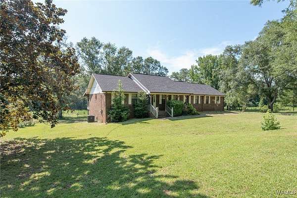 14.5 Acres of Land with Home for Sale in Centreville, Alabama