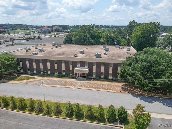 3.4 Acres of Improved Mixed-Use Land for Sale in Tuscaloosa, Alabama