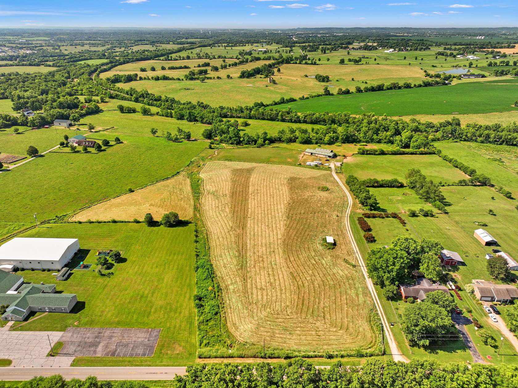 20 Acres of Agricultural Land for Sale in Danville, Kentucky