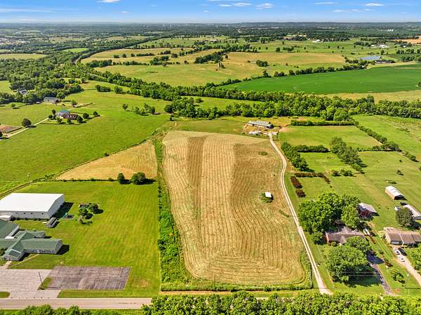 17 Acres of Agricultural Land for Sale in Danville, Kentucky