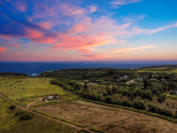 3 Acres of Residential Land for Sale in Haʻikū, Hawaii