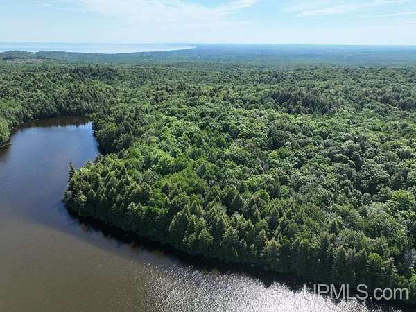 610 Acres of Land for Sale in Marquette, Michigan
