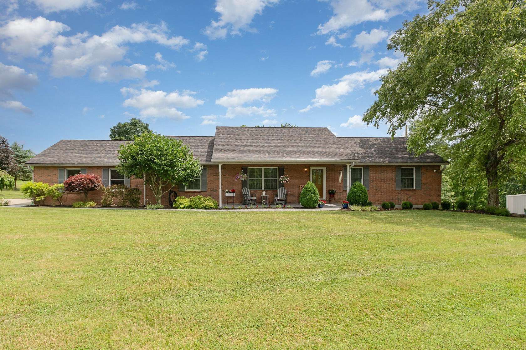 8.6 Acres of Land with Home for Sale in Dry Ridge, Kentucky