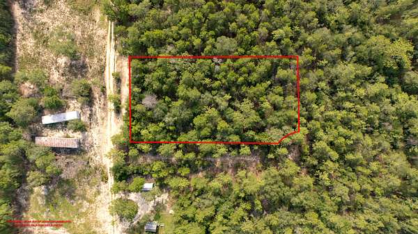 0.98 Acres of Land for Sale in DeFuniak Springs, Florida