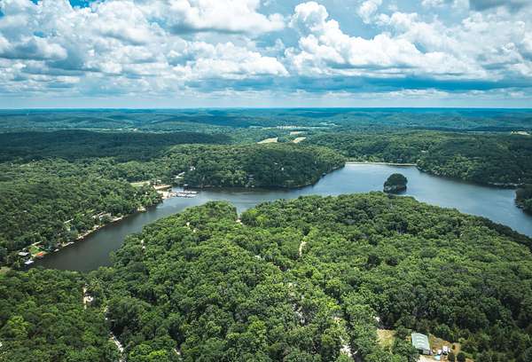 22 Acres of Land with Home for Sale in New Florence, Missouri