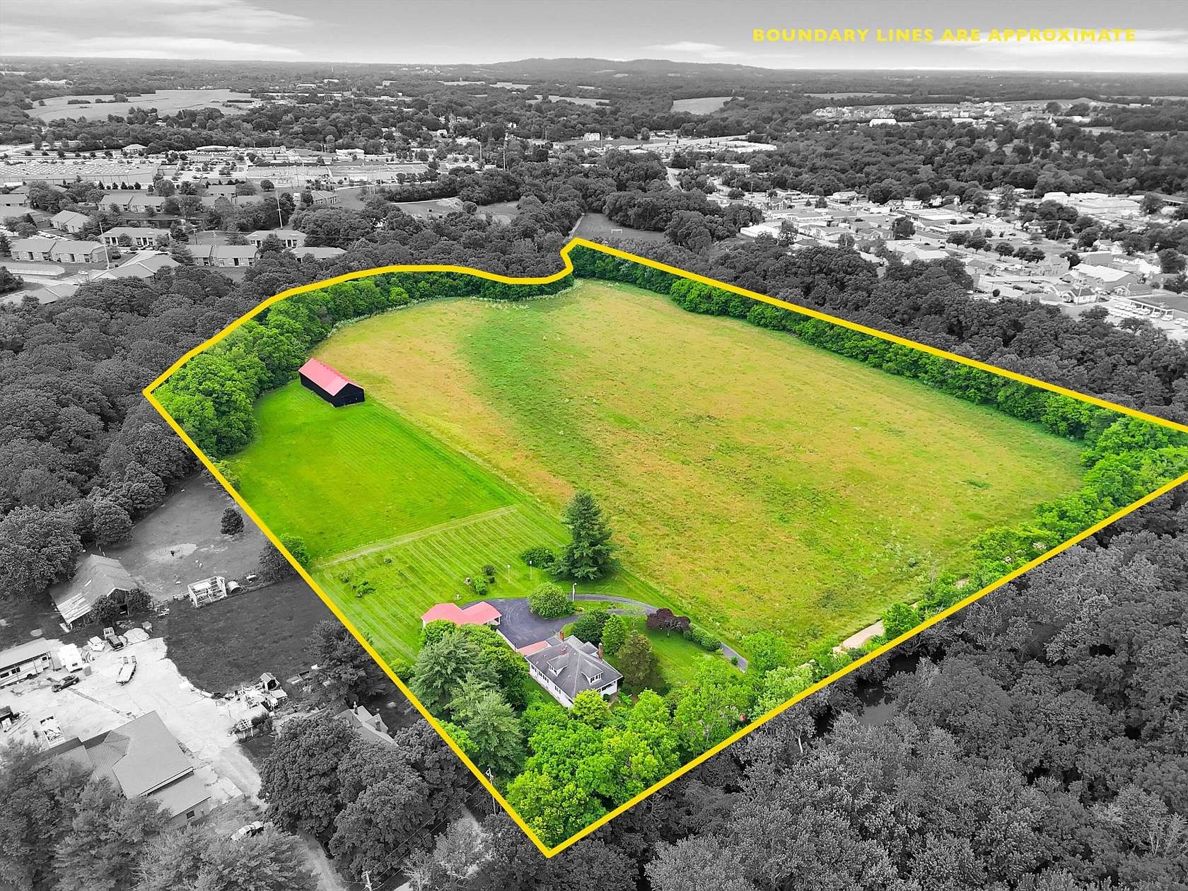 21 Acres of Agricultural Land with Home for Sale in Shelbyville, Kentucky