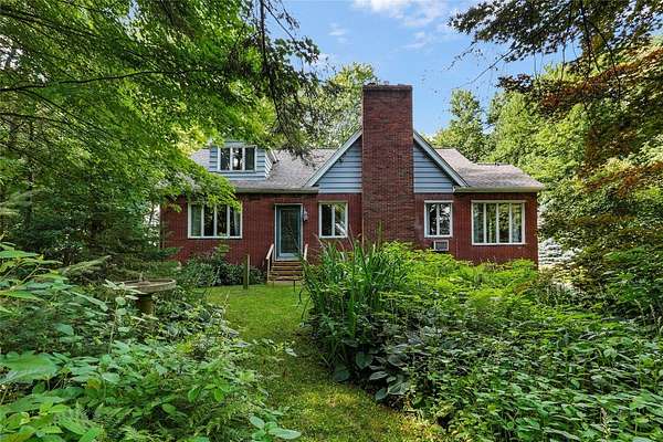 4.34 Acres of Residential Land with Home for Sale in Fairview, Pennsylvania