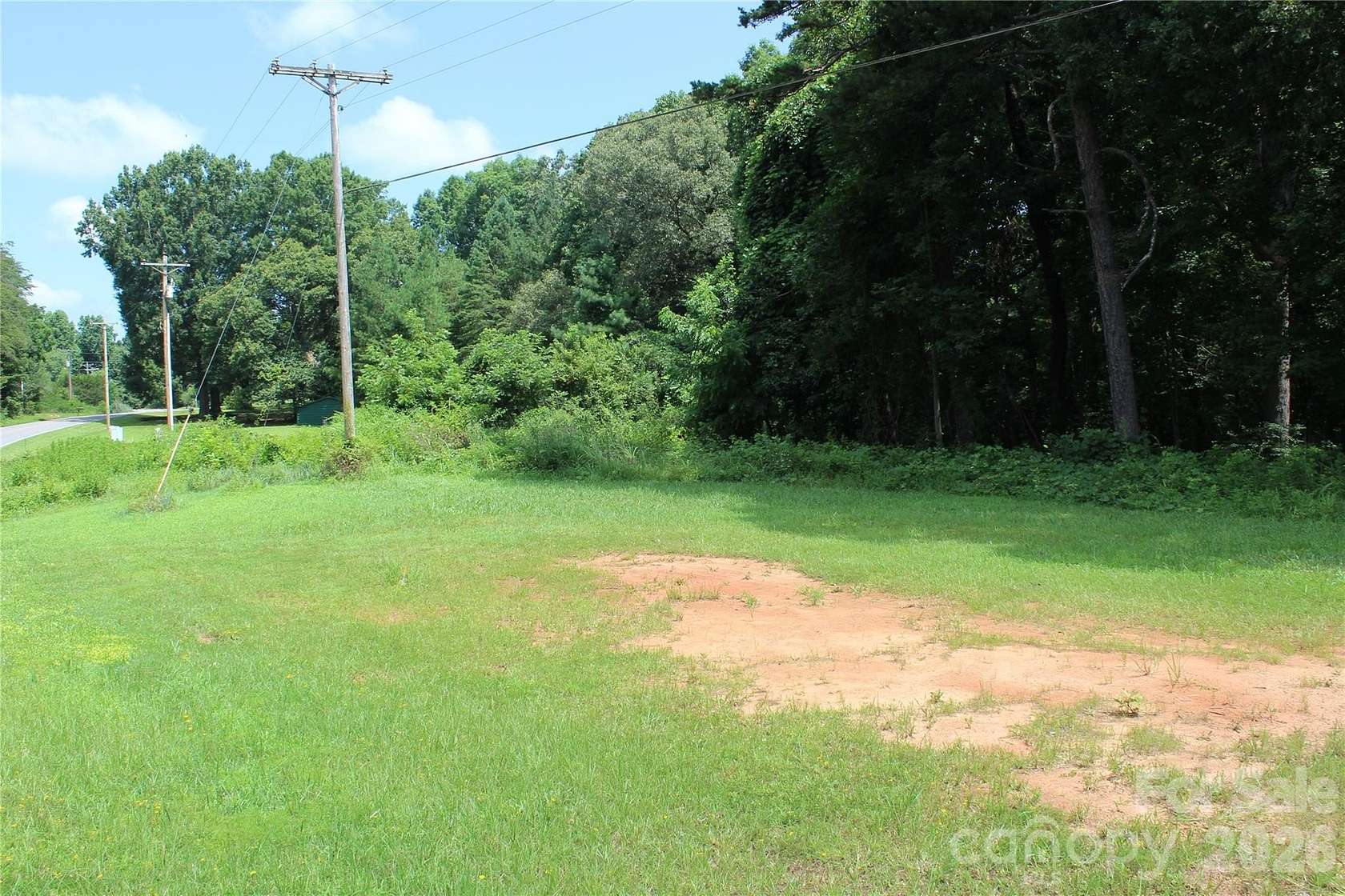 1.32 Acres of Residential Land for Sale in Sherrills Ford, North Carolina