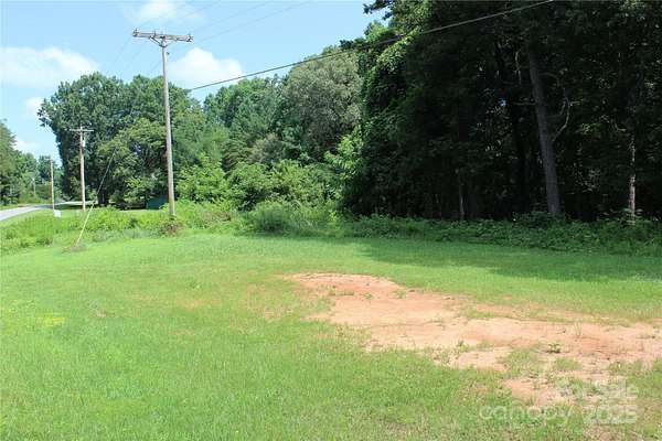 1.32 Acres of Residential Land for Sale in Sherrills Ford, North Carolina