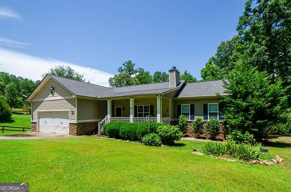 6 Acres of Residential Land with Home for Sale in Dallas, Georgia
