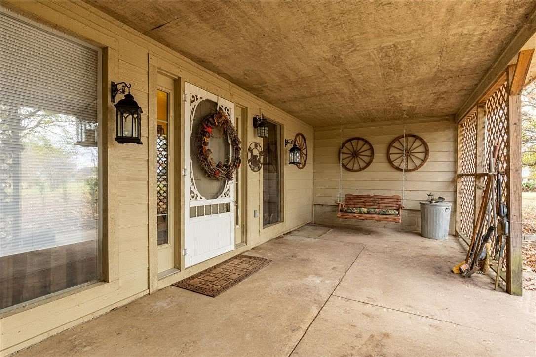 2.16 Acres of Land with Home for Sale in Pea Ridge, Arkansas