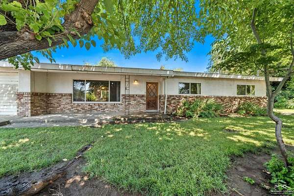 3.36 Acres of Residential Land with Home for Sale in Red Bluff, California