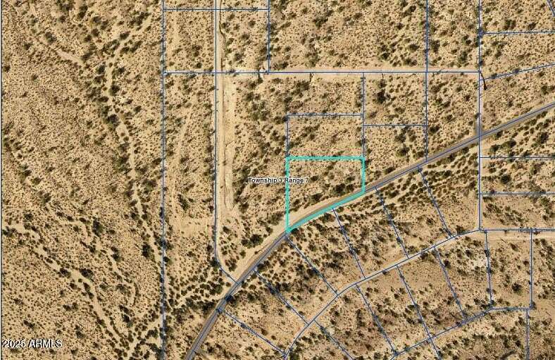 1.55 Acres of Residential Land with Home for Sale in Queen Creek, Arizona