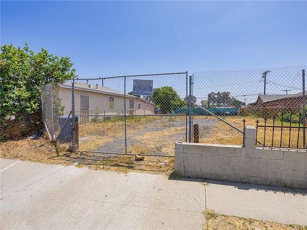 0.14 Acres of Residential Land for Sale in Los Angeles, California