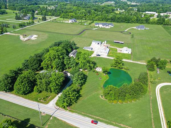 8 Acres of Residential Land with Home for Sale in Zionsville, Indiana