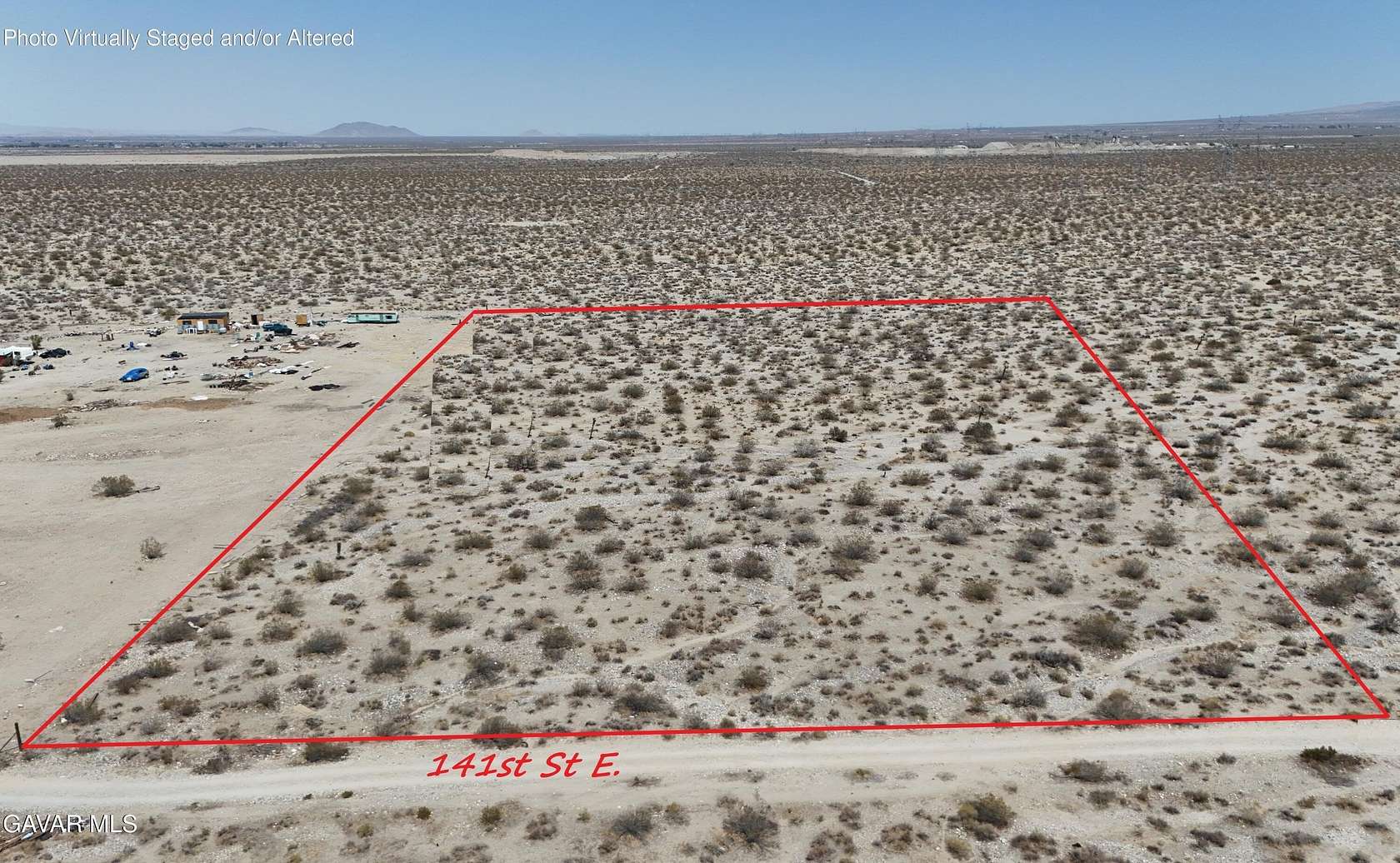 5 Acres of Land for Sale in Pearblossom, California