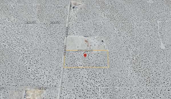 5 Acres of Land for Sale in Pearblossom, California