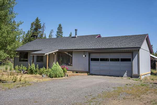 3.19 Acres of Residential Land with Home for Sale in La Pine, Oregon