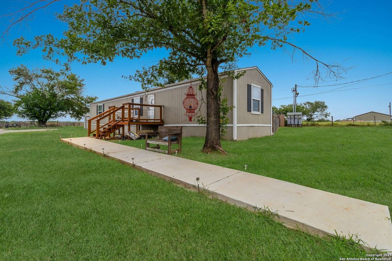 2 Acres of Residential Land for Sale in Adkins, Texas