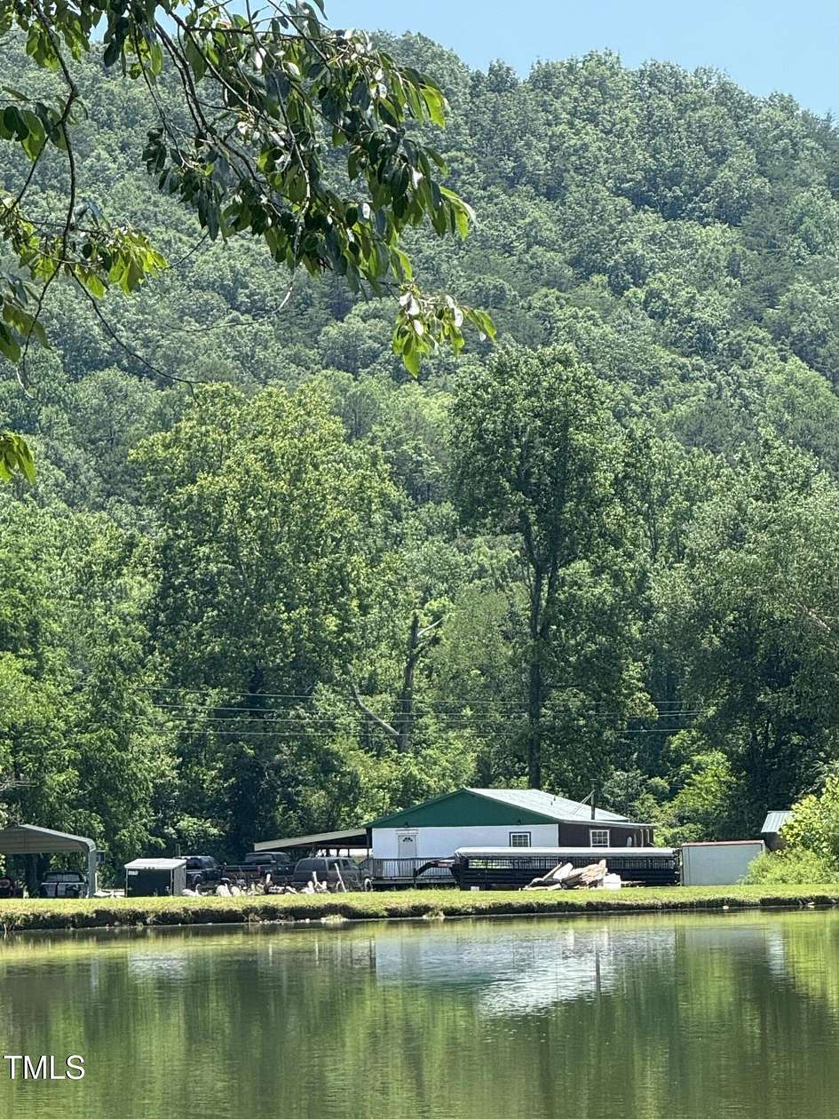 28 Acres of Improved Recreational Land for Sale in Marion, North Carolina