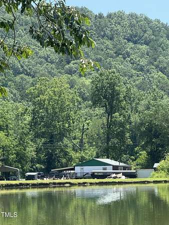 28 Acres of Improved Recreational Land for Sale in Marion, North Carolina