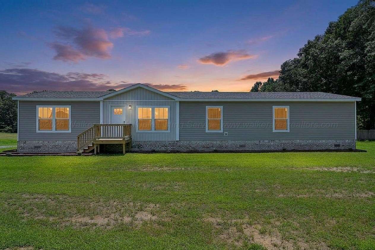 3 Acres of Land with Home for Sale in Jasper, Alabama