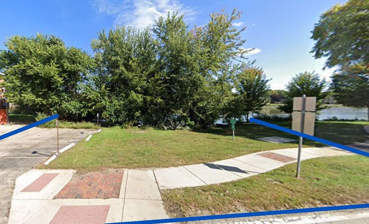 0.2 Acres of Residential Land for Auction in Carpentersville, Illinois