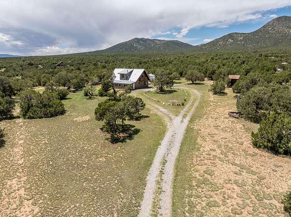 5 Acres of Residential Land with Home for Sale in Stanley, New Mexico