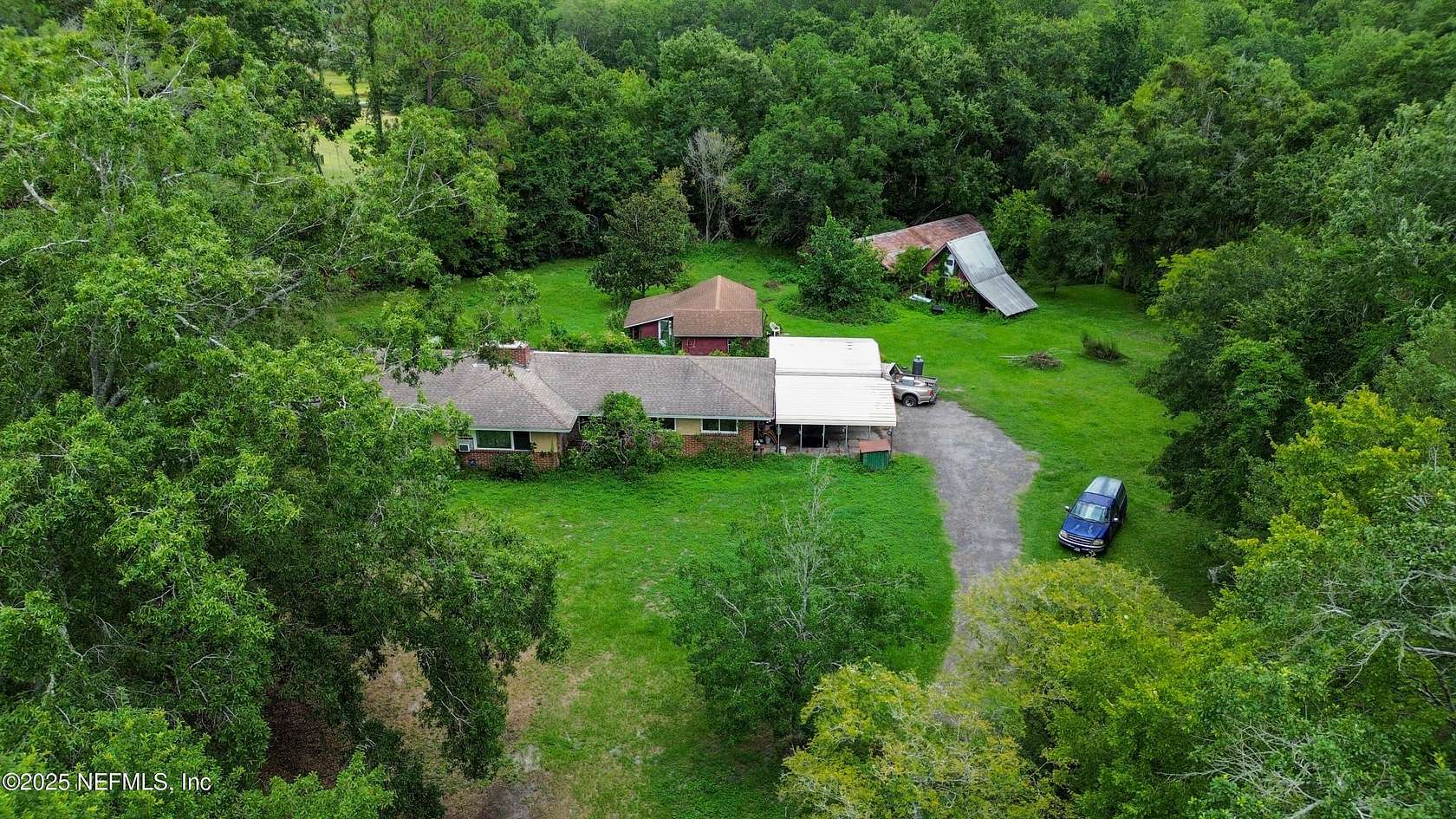 1.72 Acres of Residential Land with Home for Sale in Jacksonville, Florida