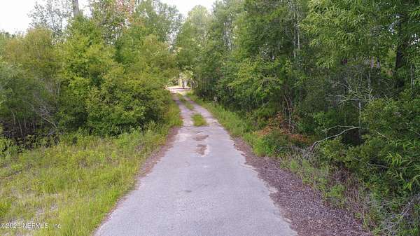 6 Acres of Residential Land for Sale in Jacksonville, Florida