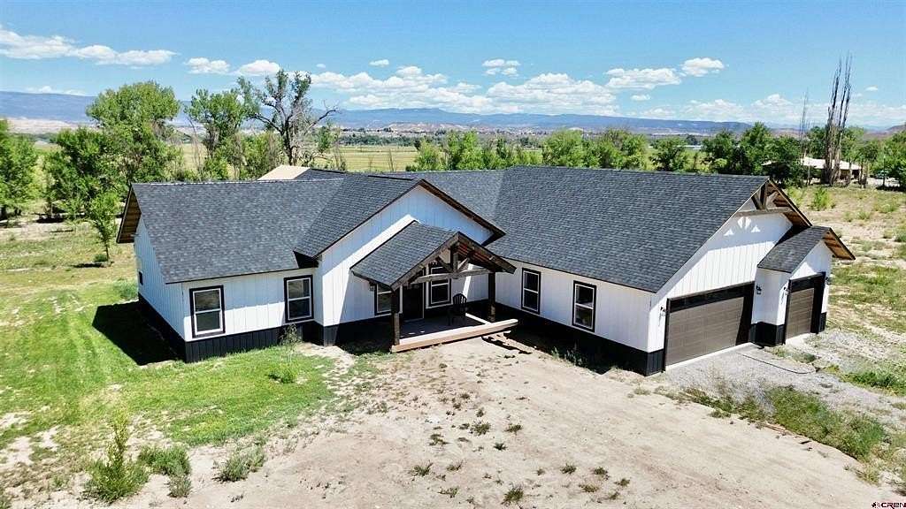 7 Acres of Residential Land with Home for Sale in Delta, Colorado