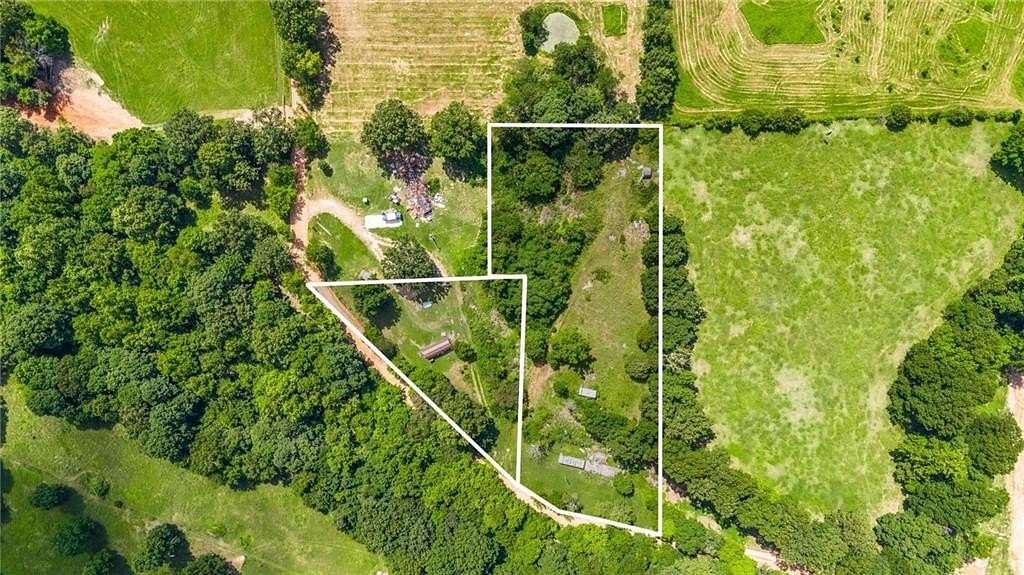 2.5 Acres of Residential Land for Sale in Fayetteville, Arkansas