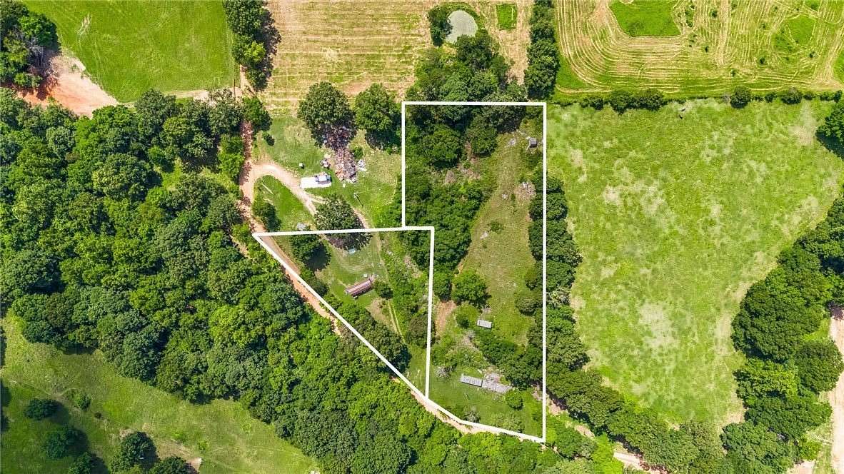 2.5 Acres of Residential Land for Sale in Fayetteville, Arkansas