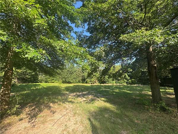 2 Acres of Land with Home for Sale in Fayetteville, Arkansas