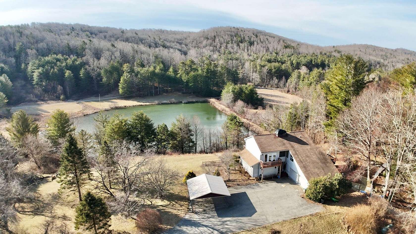 29.5 Acres of Recreational Land with Home for Sale in Bent Mountain, Virginia