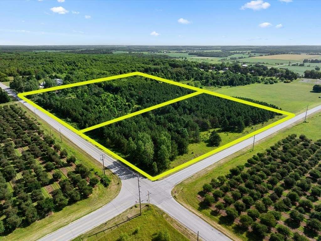 5 Acres of Mixed-Use Land for Sale in Sturgeon Bay, Wisconsin