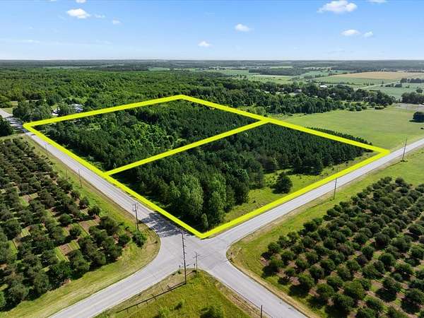 5 Acres of Mixed-Use Land for Sale in Sturgeon Bay, Wisconsin