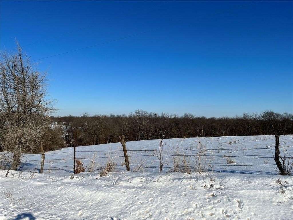18 Acres of Land for Sale in Excelsior Springs, Missouri